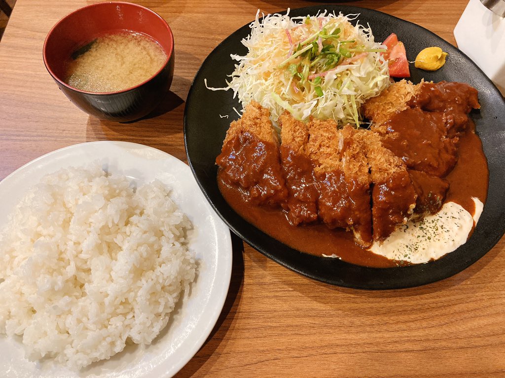 【グルメレポート】夜に「定食」をだしてくれるお店のカツがうまかった！