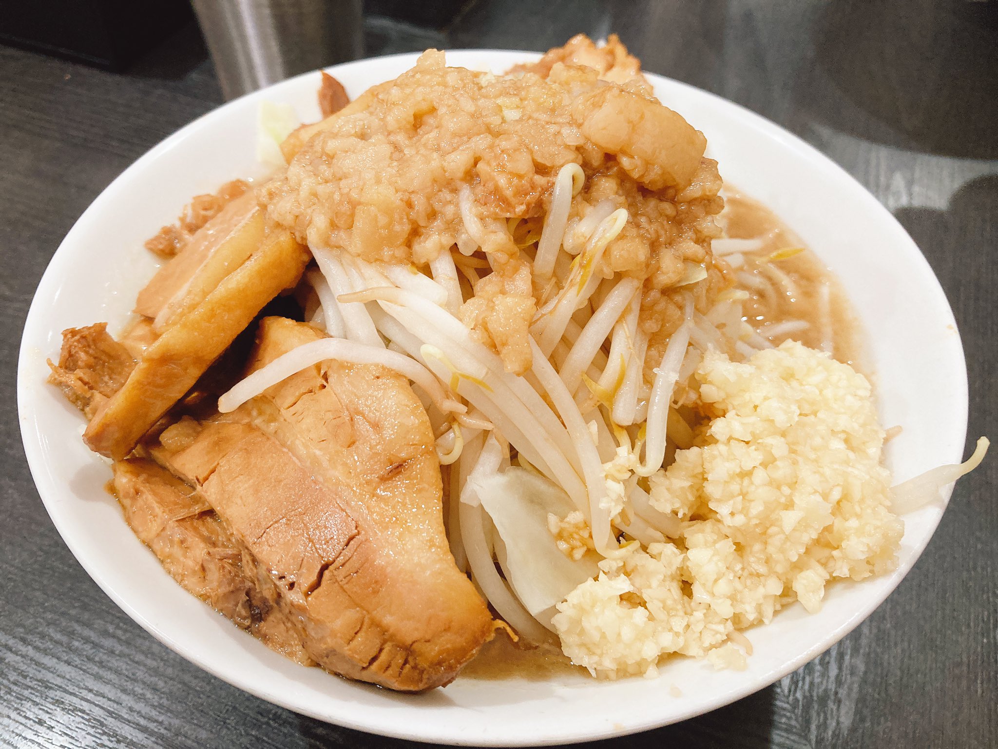 【グルメレポート】鶴橋で人気の二郎系ラーメンを食してきた。