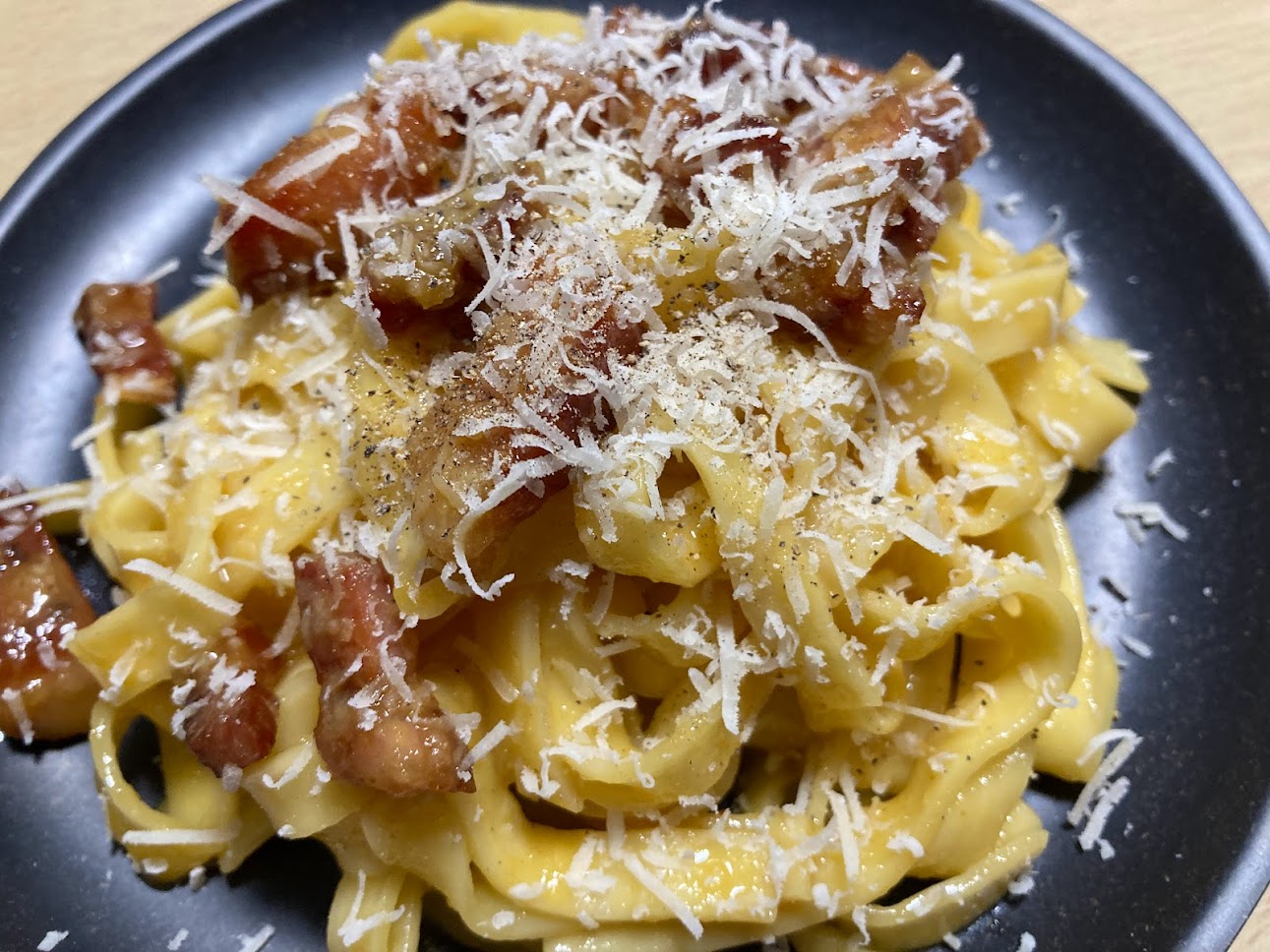 おいしいパンチェッタを紹介されたのでカルボナーラ作った。